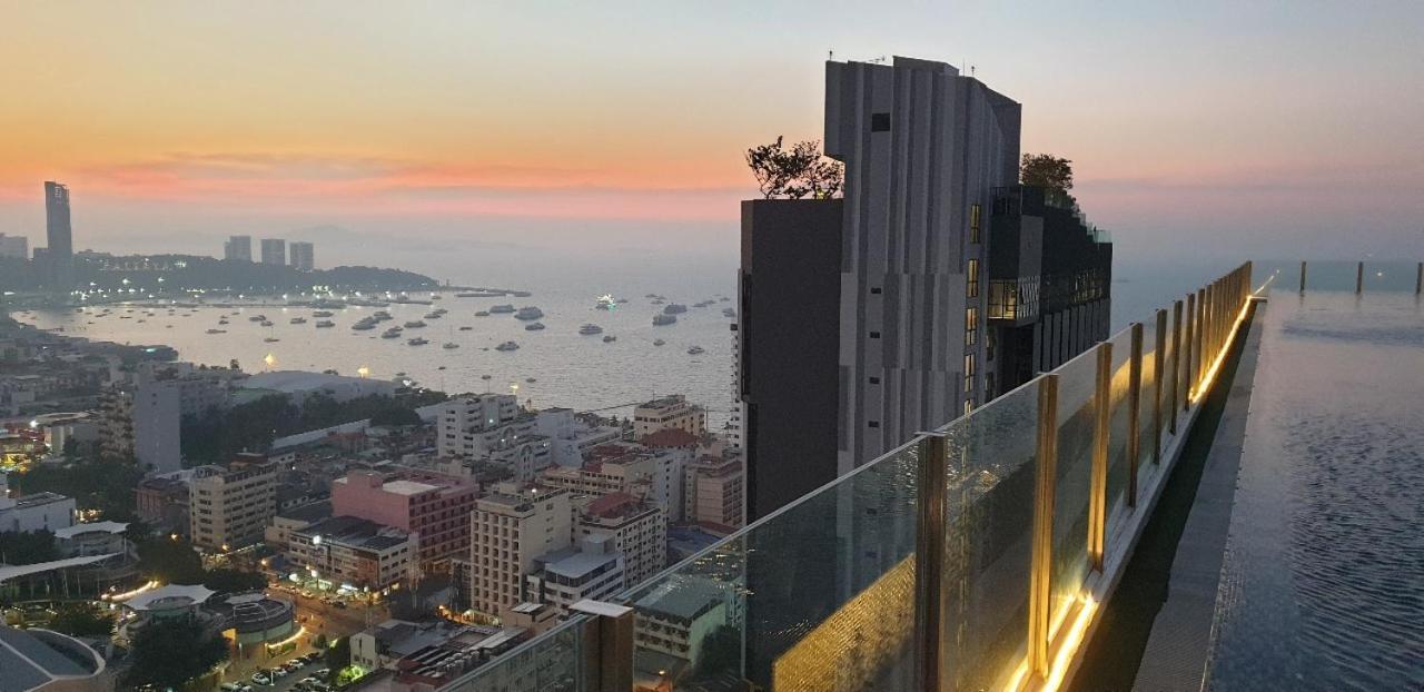 Base Central Pattaya Long Balcony King-Bed With Infinity Pool & Free Netflix! Exteriör bild
