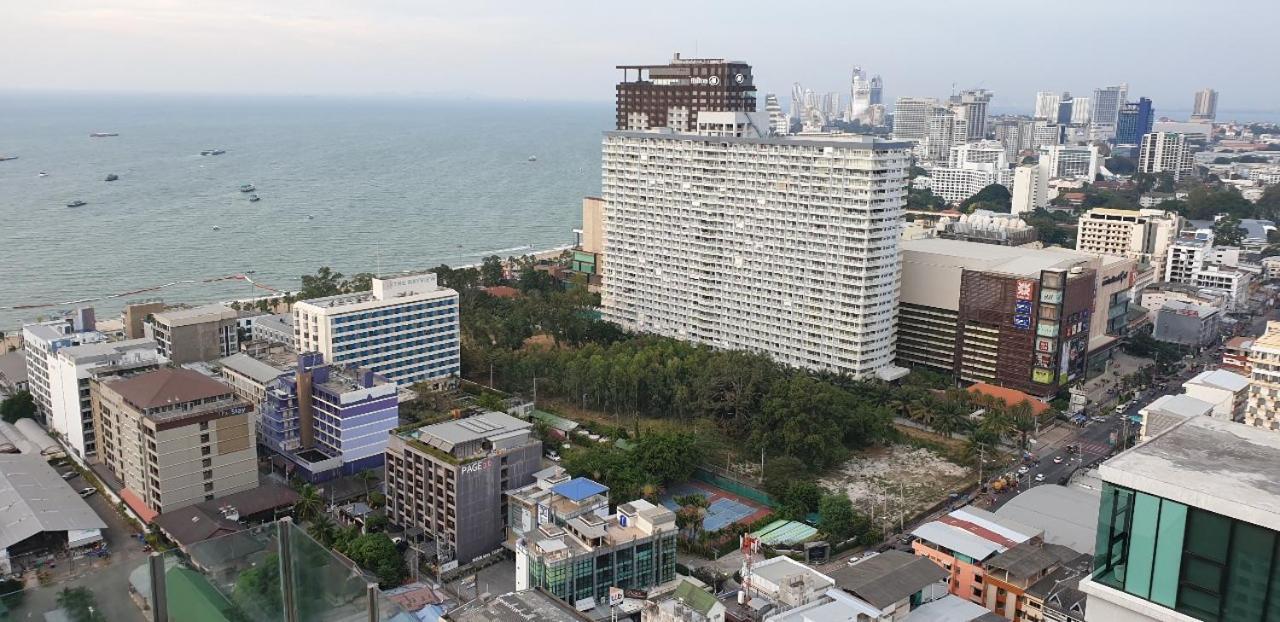 Base Central Pattaya Long Balcony King-Bed With Infinity Pool & Free Netflix! Exteriör bild